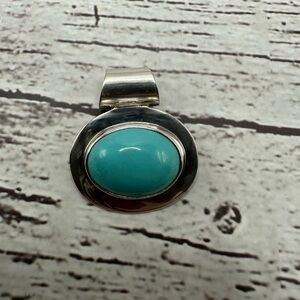 925 Silver Mexico Pendant with Turquoise Stone